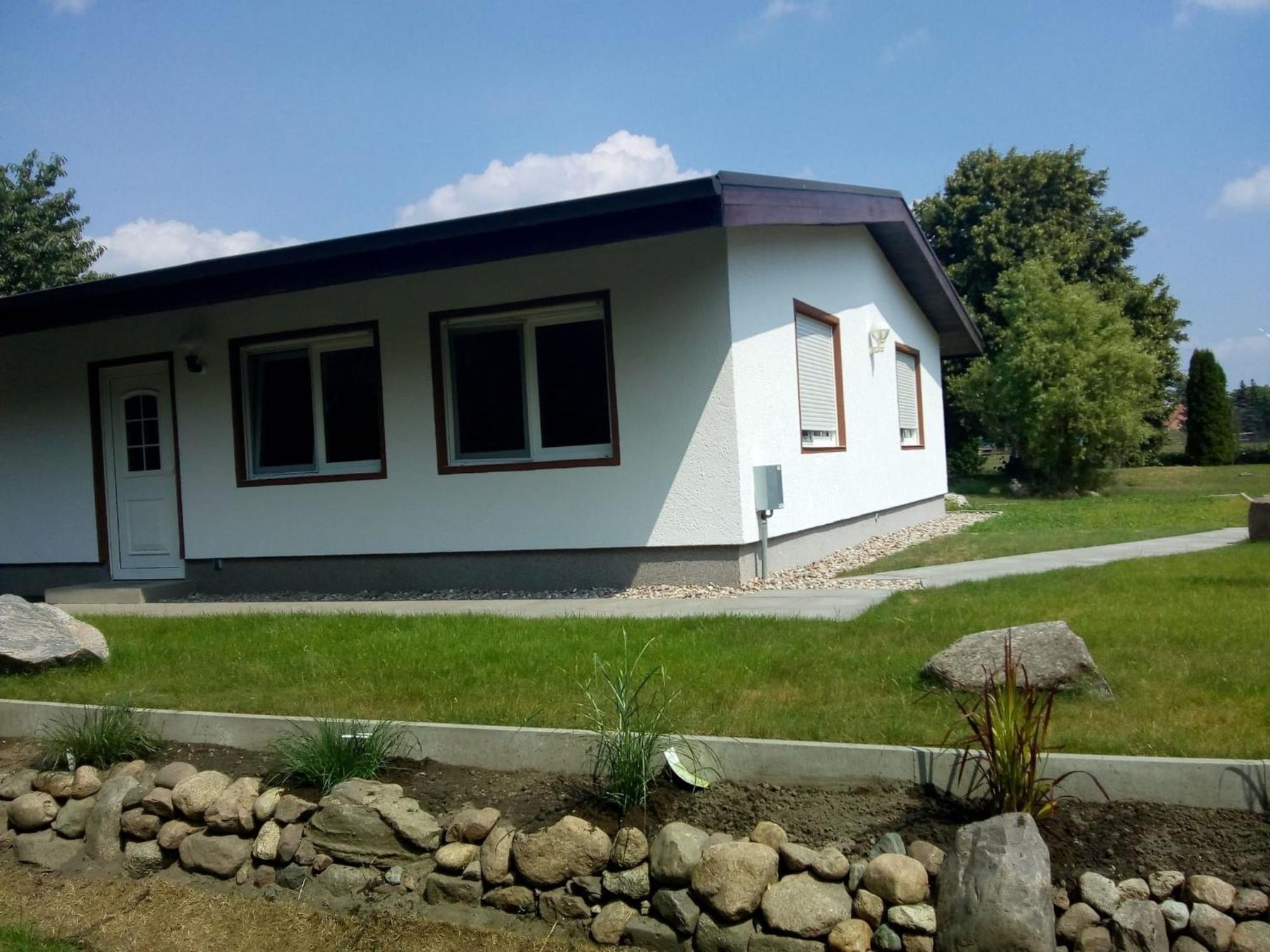 Behaglicher Bungalow Fuer Mensch Und Hund Barkhagen Экстерьер фото